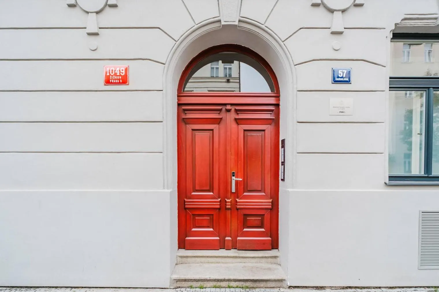 Apartment Blueground Zizkov Renovated Nr Universities Prg-35 Prague